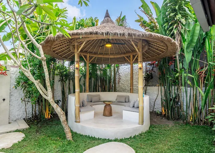 Moonlight By Evdekimi - Lush Garden Pool With Gazebo Villa Ubud